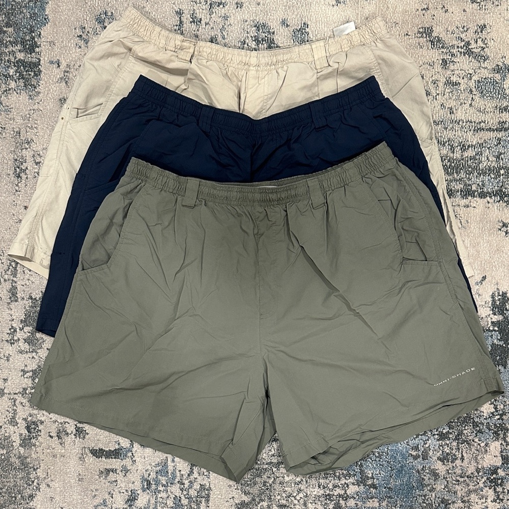 LOT - Vintage Columbia PFG shorts XL 6” inseam (from early 2000s)